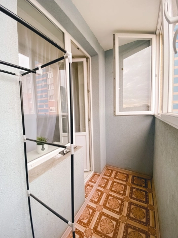 Снять квартиру в Калининграде. Вариант № 9888442, 13, площадь - квм, цена 23000 рублей