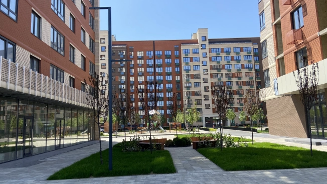 Купить квартиру в ЖК Родные просторы в Краснодаре. Вариант № 5462722, 0, площадь -  квм, цена 4800000 рублей