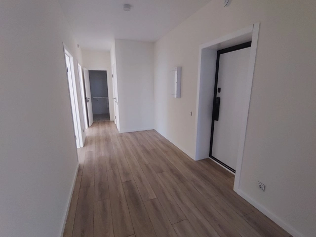 Купить трехкомнатную квартиру на улице Железнякова в Белгороде. Вариант № 3056796, 8, площадь - квм, цена 7400000 рублей