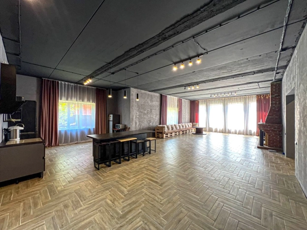 Купить дом в Тюменской области. Вариант № 43350, 4, площадь -  квм, цена 37000000 рублей