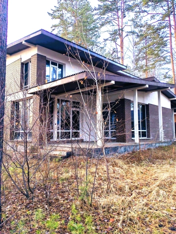 Купить дом на улице Административная в Иркутской области. Вариант № 8220482, 5, площадь -  квм, цена 21900000 рублей