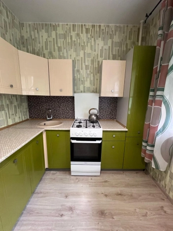 Снять квартиру в Калининградской области. Вариант № 6618117, 8, площадь - квм, цена 30000 рублей