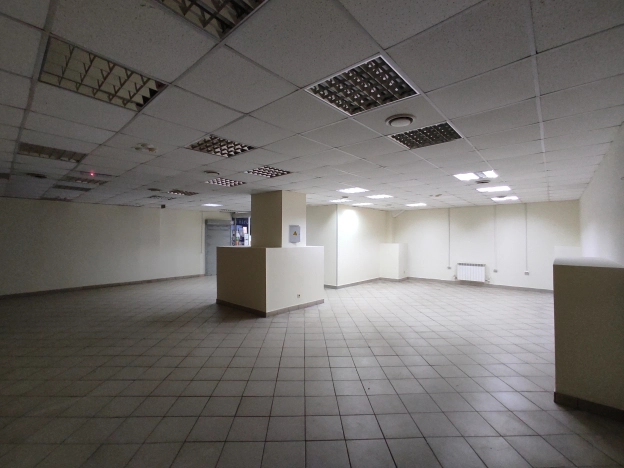 Снять коммерческую недвижимость в Омске. Вариант № 6170, 3, площадь -  квм, цена 132000 рублей