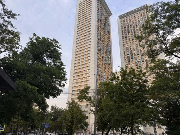 Купить квартиру в Москве. Вариант № 8416118, 22, площадь -  квм, цена 46000000 рублей