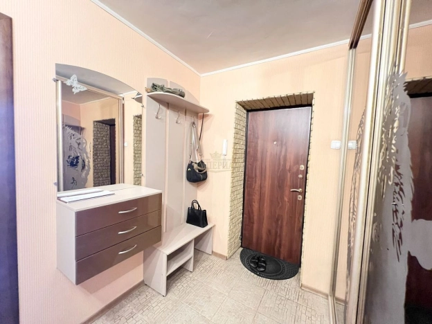 Купить трехкомнатную квартиру в Республике Марий эл. Вариант № 5514196, 13, площадь -  квм, цена 7950000 рублей