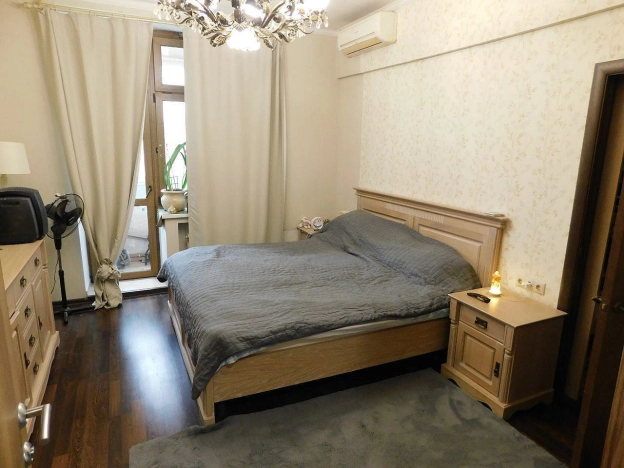 Купить квартиру в Москве. Вариант № 8107125, 5, площадь -  квм, цена 45000000 рублей