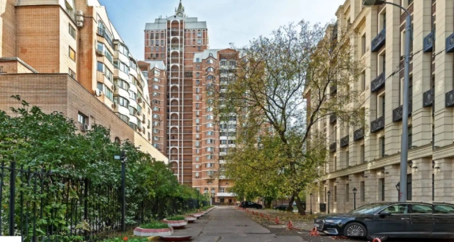 Купить квартиру в Москве. Вариант № 10289698, 26, площадь -  квм, цена 87300000 рублей