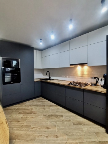 Купить квартиру на улице Киевский переулок в Смоленске. Вариант № 40350, 3, площадь -  квм, цена 8650000 рублей