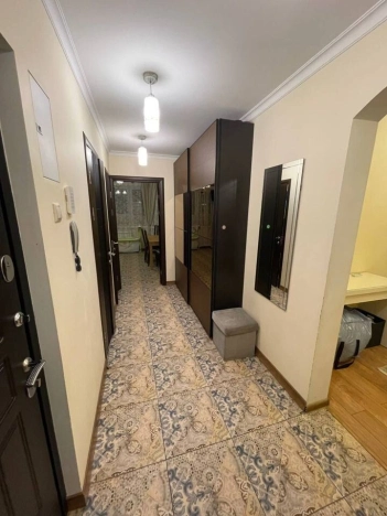 Купить квартиру на вторичке в Москве. Вариант № 4467, 9, площадь -  квм, цена 19799999 рублей