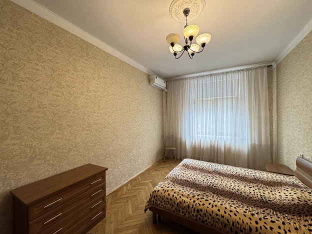 Купить квартиру в Москве. Вариант № 7592354, 15, площадь - квм, цена 44000000 рублей