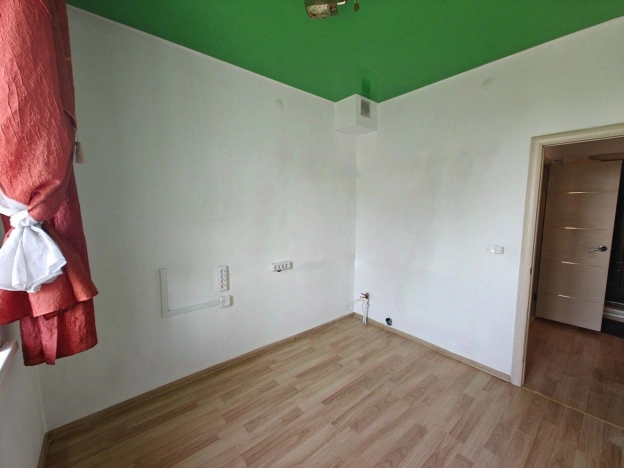 Купить квартиру на улице Комарова в Улан-Удэ. Вариант № 8911676, 3, площадь -  квм, цена 4500000 рублей