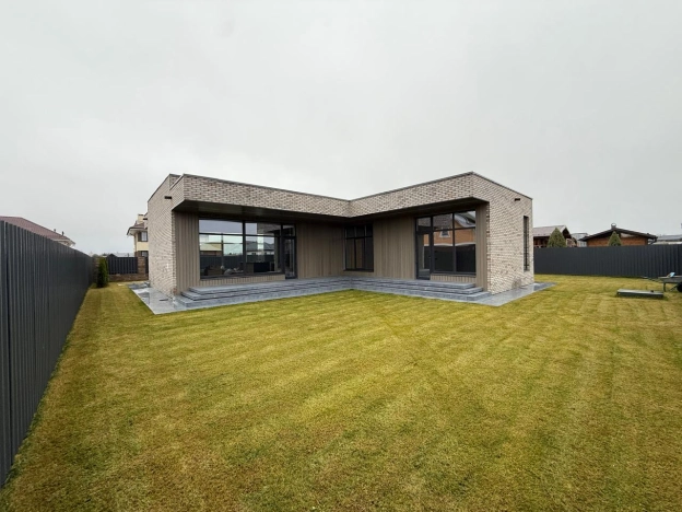 Купить дом в Москве. Вариант № 8417195, 0, площадь -  квм, цена 70000000 рублей