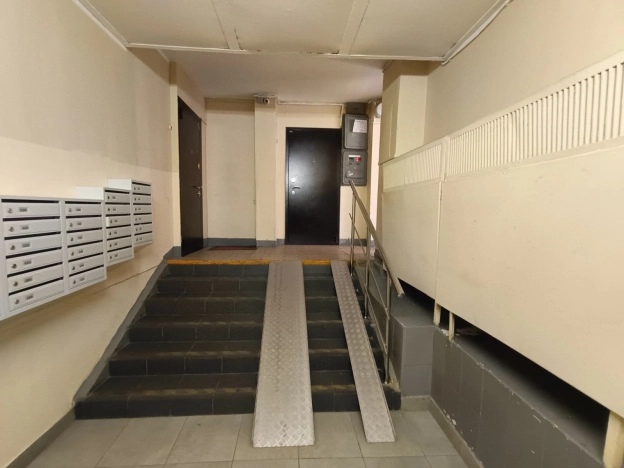 Купить квартиру в ЮЗАО в Москве. Вариант № 47701, 28, площадь -  квм, цена 14100000.0000 рублей