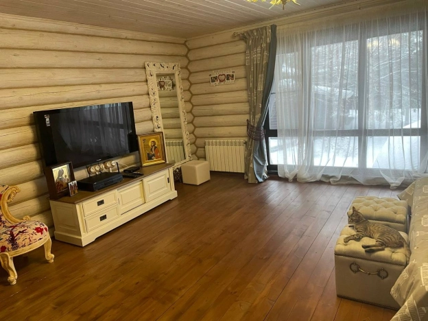 Купить дом на улице Коженская в Нижегородской области. Вариант № 2662, 4, площадь -  квм, цена 35000000 рублей