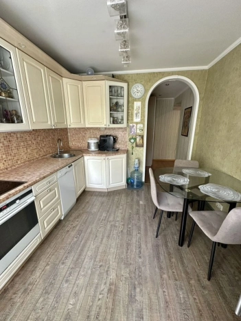 Купить квартиру в Москве. Вариант № 52511, 2, площадь - квм, цена 19500000.0000 рублей