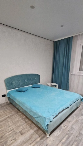 Снять квартиру в Тобольске. Вариант № 10054309, 1, площадь -  квм, цена 45000 рублей