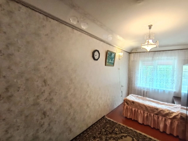 Купить трехкомнатную квартиру в районе Кировский в Ростове-на-Дону. Вариант № 42211, 9, площадь -  квм, цена 5499000 рублей