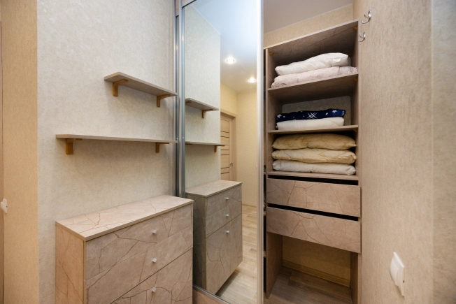 Купить однокомнатную квартиру в Амурской области. Вариант № 7243758, 14, площадь -  квм, цена 8500000 рублей