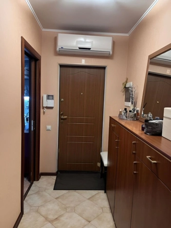 Купить квартиру в Москве. Вариант № 10020577, 1, площадь -  квм, цена 28500000 рублей