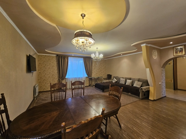 Купить дом на улице Георгия Маляревского в Тобольске. Вариант № 5111286, 7, площадь -  квм, цена 15400000 рублей