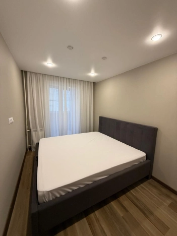 Снять квартиру в Новосибирске. Вариант № 8960930, 7, площадь -  квм, цена 45000 рублей