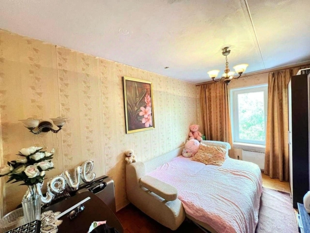 Купить квартиру в Москве. Вариант № 10134818, 7, площадь -  квм, цена 12750000 рублей