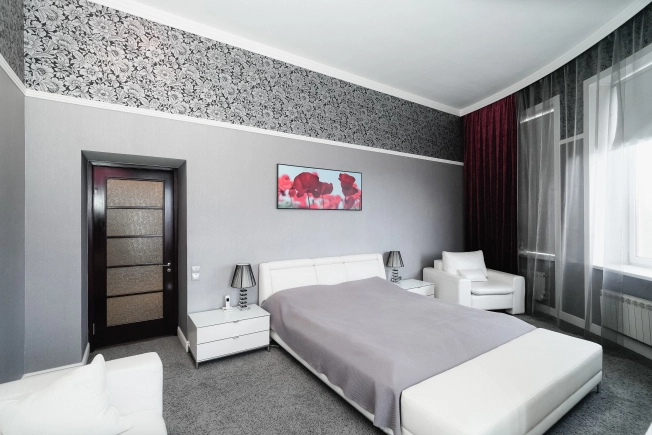 Купить дом в Омске. Вариант № 1418502, 7, площадь -  квм, цена 69000000 рублей