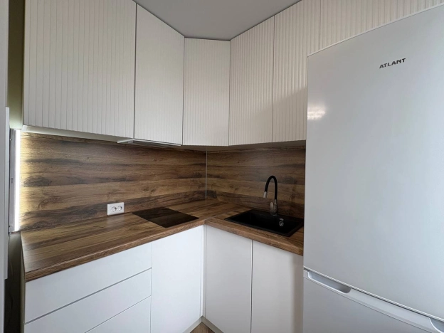 Купить двухкомнатную квартиру в ЦАО в Новосибирске. Вариант № 35066, 5, площадь -  квм, цена 7350000 рублей