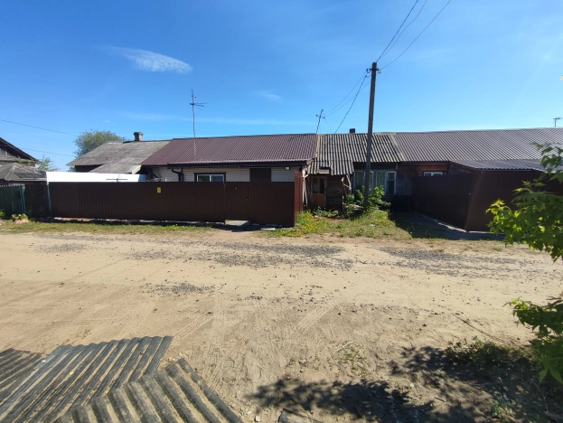 Купить однокомнатную квартиру на улице Заводская в Вологодской области. Вариант № 28686, 4, площадь -  квм, цена 690000 рублей