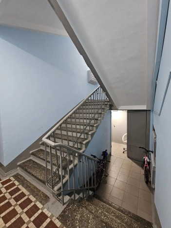 Купить квартиру в Москве. Вариант № 10432441, 20, площадь -  квм, цена 23500000 рублей