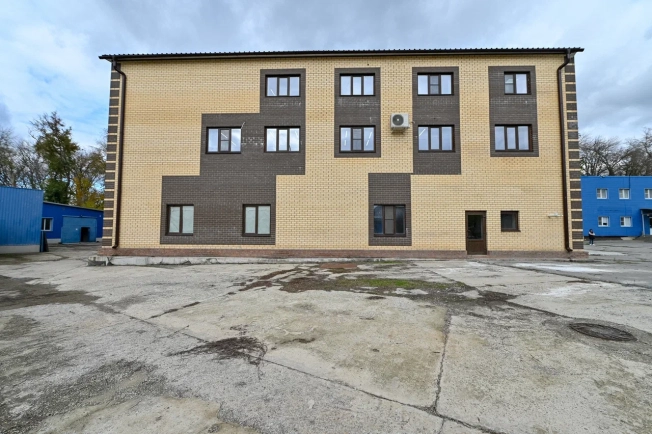 Снять коммерческую недвижимость в Ростове-на-Дону. Вариант № 9101244, 1, площадь -  квм, цена 489645 рублей