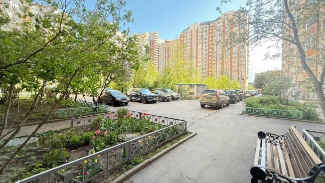 Купить трехкомнатную квартиру на улице Илимская в Москве. Вариант № 10946952, 7, площадь - квм, цена 16450000 рублей