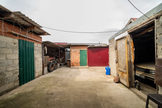 Купить дом в Республике Адыгея. Вариант № 7807, 7, площадь -  квм, цена 6300000 рублей