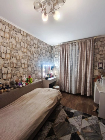 Купить квартиру на вторичке на улице Липовый Парк в Москве. Вариант № 10720057, 10, площадь -  квм, цена 6350000 рублей