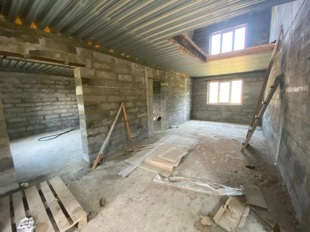 Купить дом в Южно-Сахалинске. Вариант № 12171, 9, площадь -  квм, цена 9500000 рублей