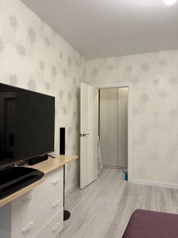 Купить квартиру в Москве. Вариант № 8305618, 7, площадь -  квм, цена 12250000 рублей