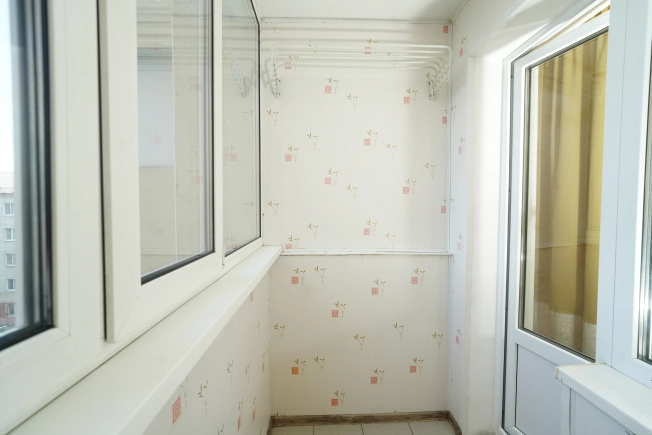 Купить двухкомнатную квартиру на улице Космический проспект в Омске. Вариант № 54741, 5, площадь -  квм, цена 7500000 рублей