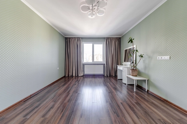 Купить трехкомнатную квартиру у метро Садовая в Санкт-Петербурге. Вариант № 10424565, 0, площадь -  квм, цена 14900000 рублей