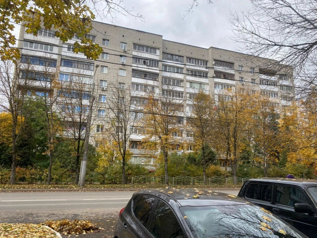 Купить двухкомнатную квартиру в Калужской области. Вариант № 7636250, 16, площадь -  квм, цена 6000000 рублей