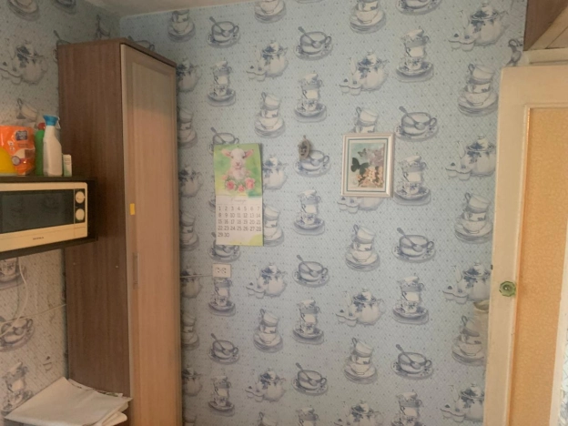 Купить трехкомнатную квартиру в Новосибирске. Вариант № 2058354, 3, площадь -  квм, цена 4300000 рублей