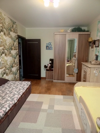 Купить квартиру в Тобольске. Вариант № 10000715, 4, площадь -  квм, цена 7900000 рублей