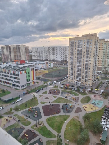 Снять квартиру в районе Западное Дегунино в Москве. Вариант № 8804883, 4, площадь -  квм, цена 38000 рублей