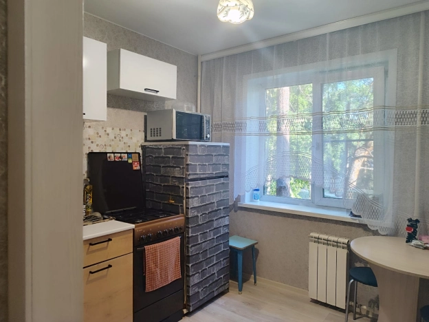 Купить однокомнатную квартиру в Микрорайоне 6А, Ангарск в Ангарске. Вариант № 58065, 4, площадь - квм, цена 2799000 рублей