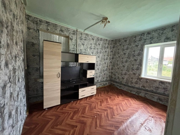 Купить дом в районе Железнодорожный в Улан-Удэ. Вариант № 3066392, 0, площадь -  квм, цена 4900000 рублей