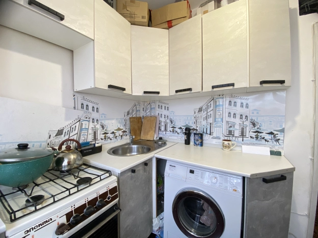 Купить четырехкомнатную квартиру в Рязанской области. Вариант № 8730238, 25, площадь -  квм, цена 2000000 рублей