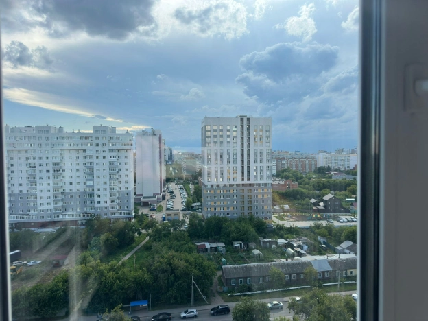 Купить трехкомнатную квартиру в Омске. Вариант № 6745480, 35, площадь -  квм, цена 8800000 рублей