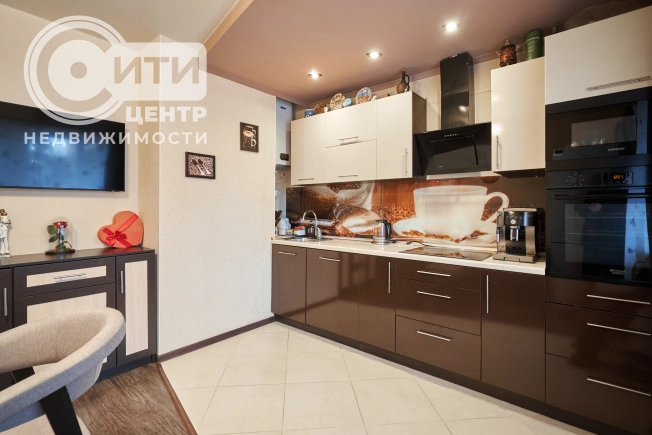 Купить двухкомнатную квартиру в Воронеже. Вариант № 6842563, 6, площадь -  квм, цена 11599000 рублей