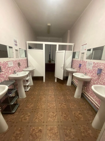 Снять коммерческую недвижимость в Тобольске. Вариант № 10293, 14, площадь -  квм, цена 700 рублей