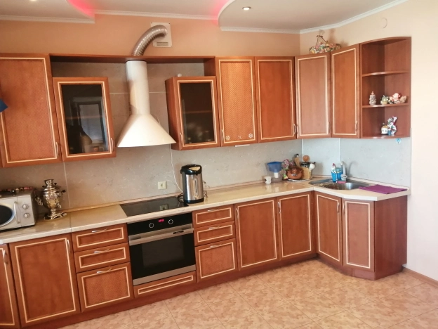 Купить квартиру на улице Токмакова в Чите. Вариант № 41244, 1, площадь -  квм, цена 10470000 рублей