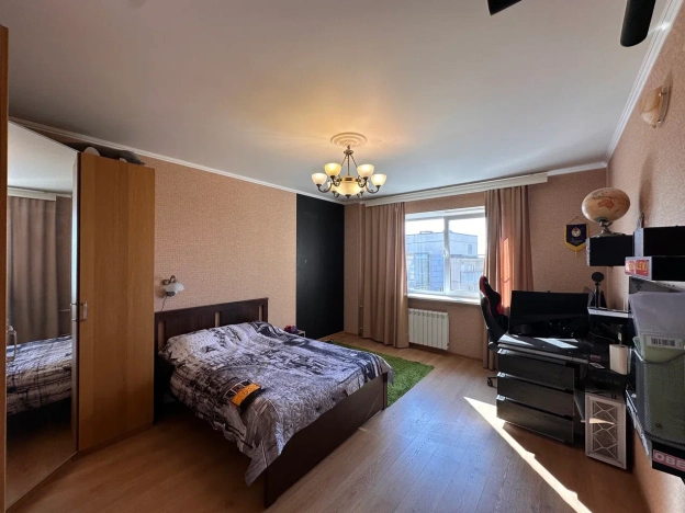 Купить двухкомнатную квартиру в районе Приморский в Санкт-Петербурге. Вариант № 1970178, 4, площадь -  квм, цена 21590000 рублей